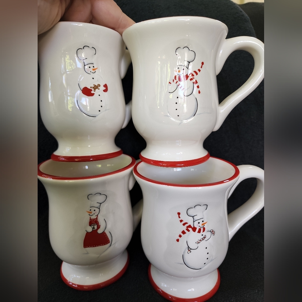 Snowman Chef Coffee Mugs x 4 Tea Cups Williams Sonoma Christmas Hot Chocolate